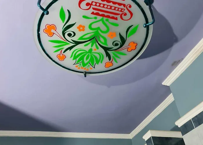 Central Gem, Free Parking Homestay