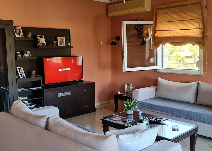 Central Gem, Free Parking Drama